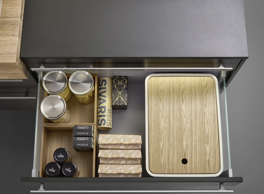 rangement intérieur bois tiroir cuisine Leicht Wels Décoration Antibes